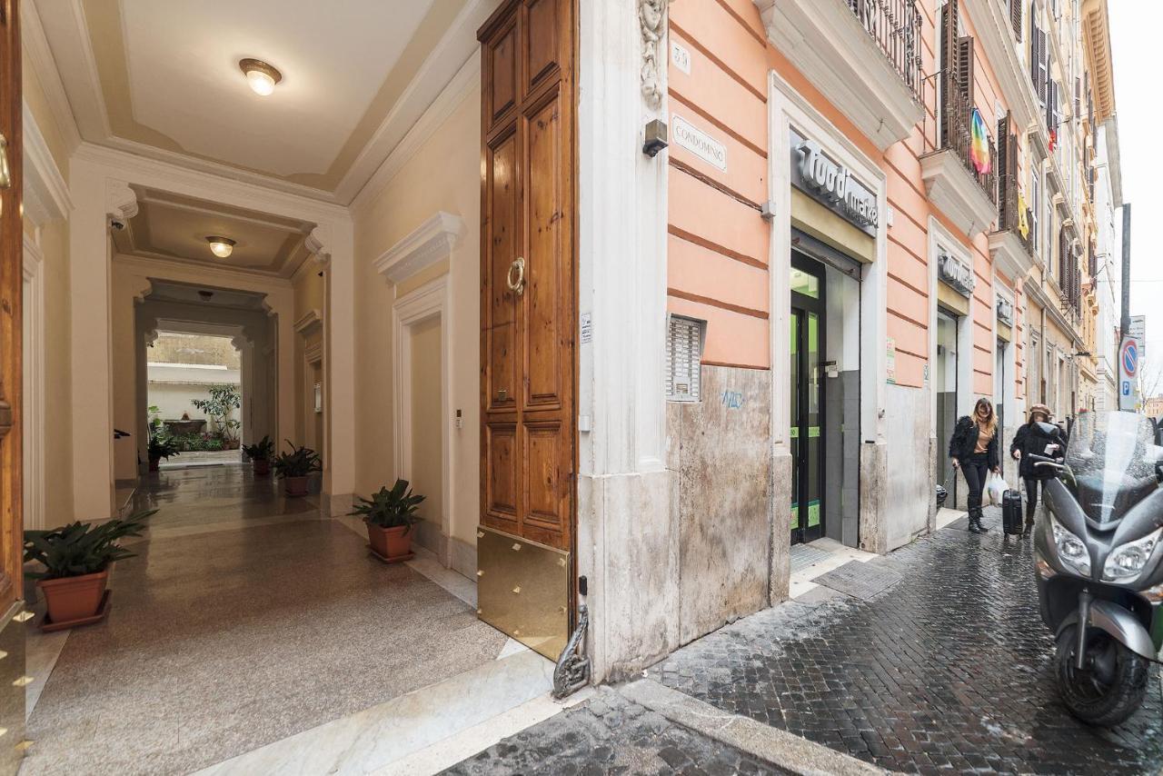 Vittorio Emmanuele & Colosseo Studio ローマ エクステリア 写真